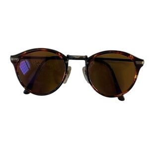 Vintage 90s Revo Women’s Tortoise Sunglasses. Frames only - lenses are scratched